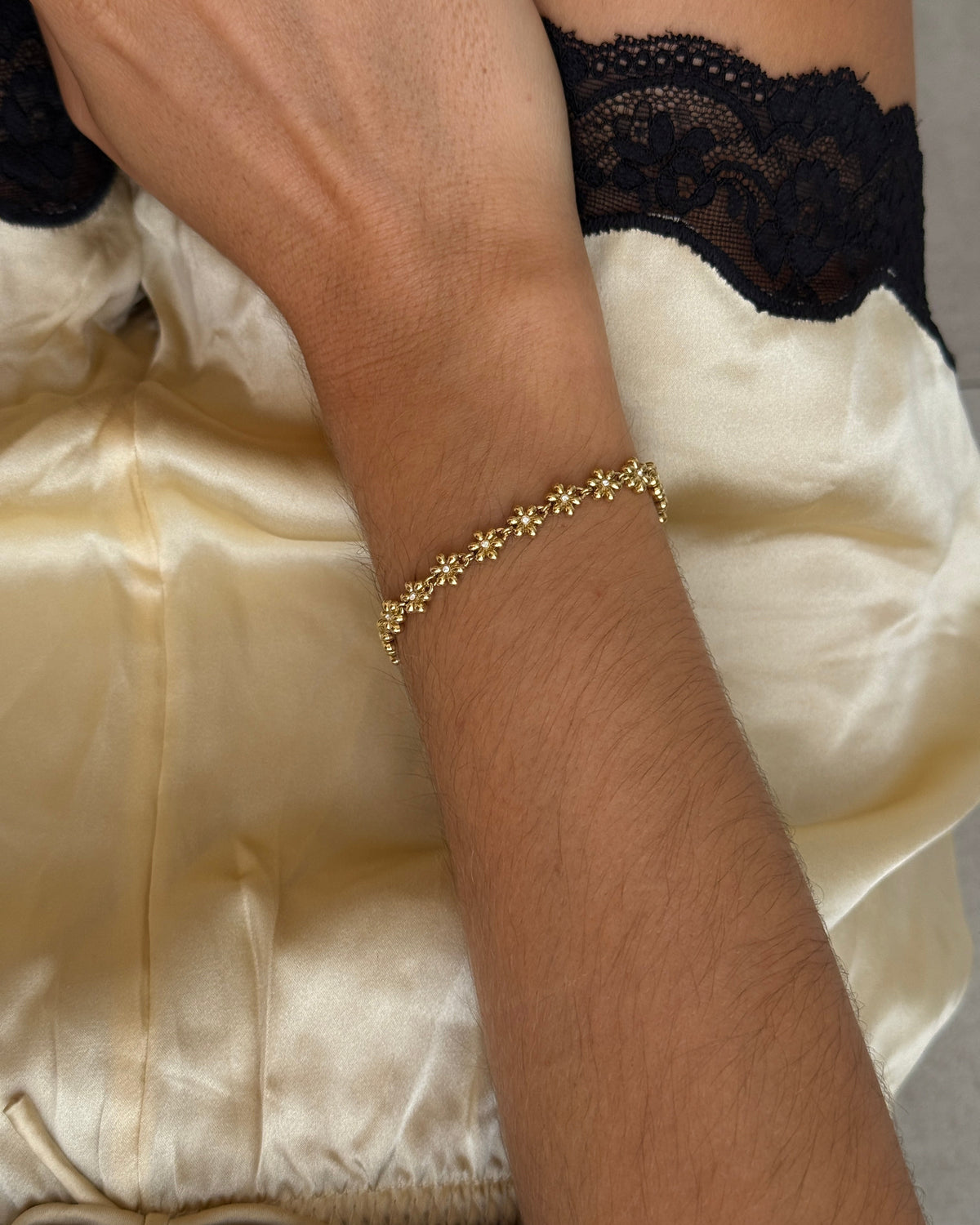 Flower Bracelet M-001933